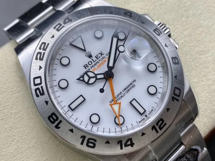 ロレックス エクスプローラー II 226570 ホワイト 42mm【CLEAN工場出品】 - 画像 (2)