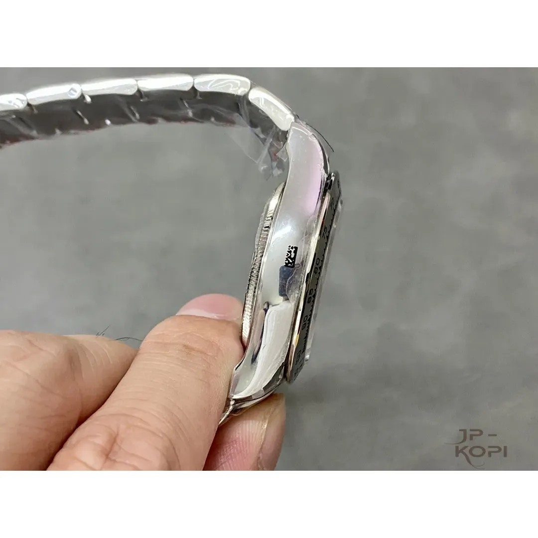 ロレックス デイトナ 126509-0003|スチール&ブラック 上海Cal.4131 加重版【QF工場製 高品質コピー腕時計】 - 画像 (7)