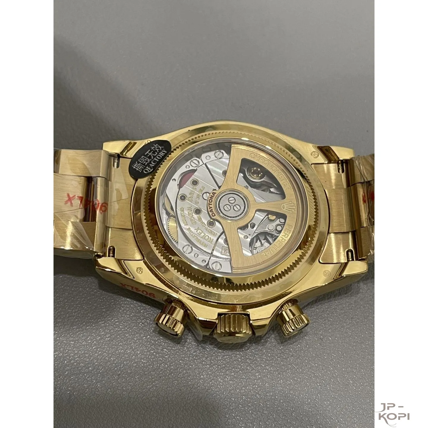 ロレックス デイトナ ル・マン100周年記念 126528LN|イエローゴールド 上海Cal.4132 加重版【QF工場製 高品質コピー腕時計】 - 画像 (8)