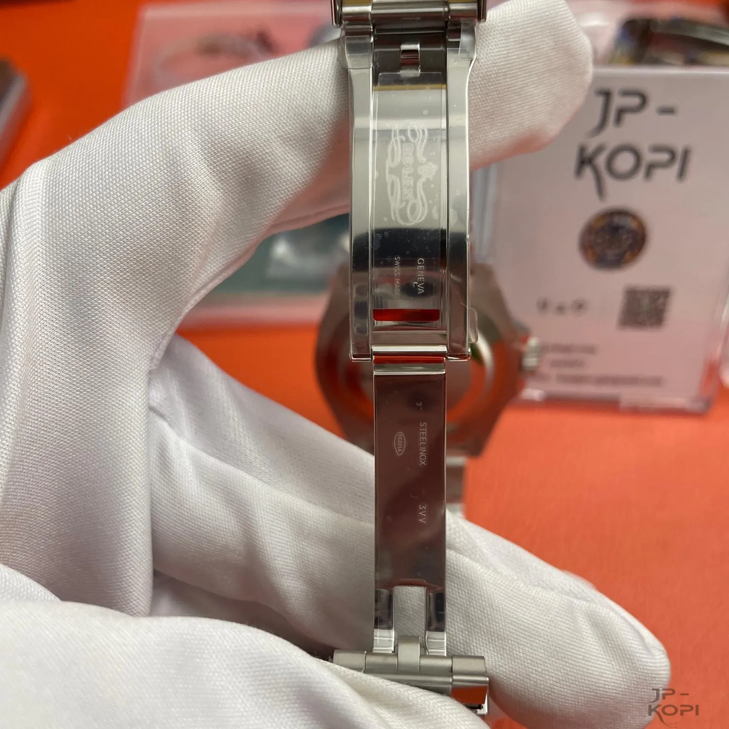 ロレックス サブマリーナーデイト 126610LV|グリーンベゼル×ブラックダイアル 41mm 丹東Cal.3235【VS工場製】 - 画像 (11)