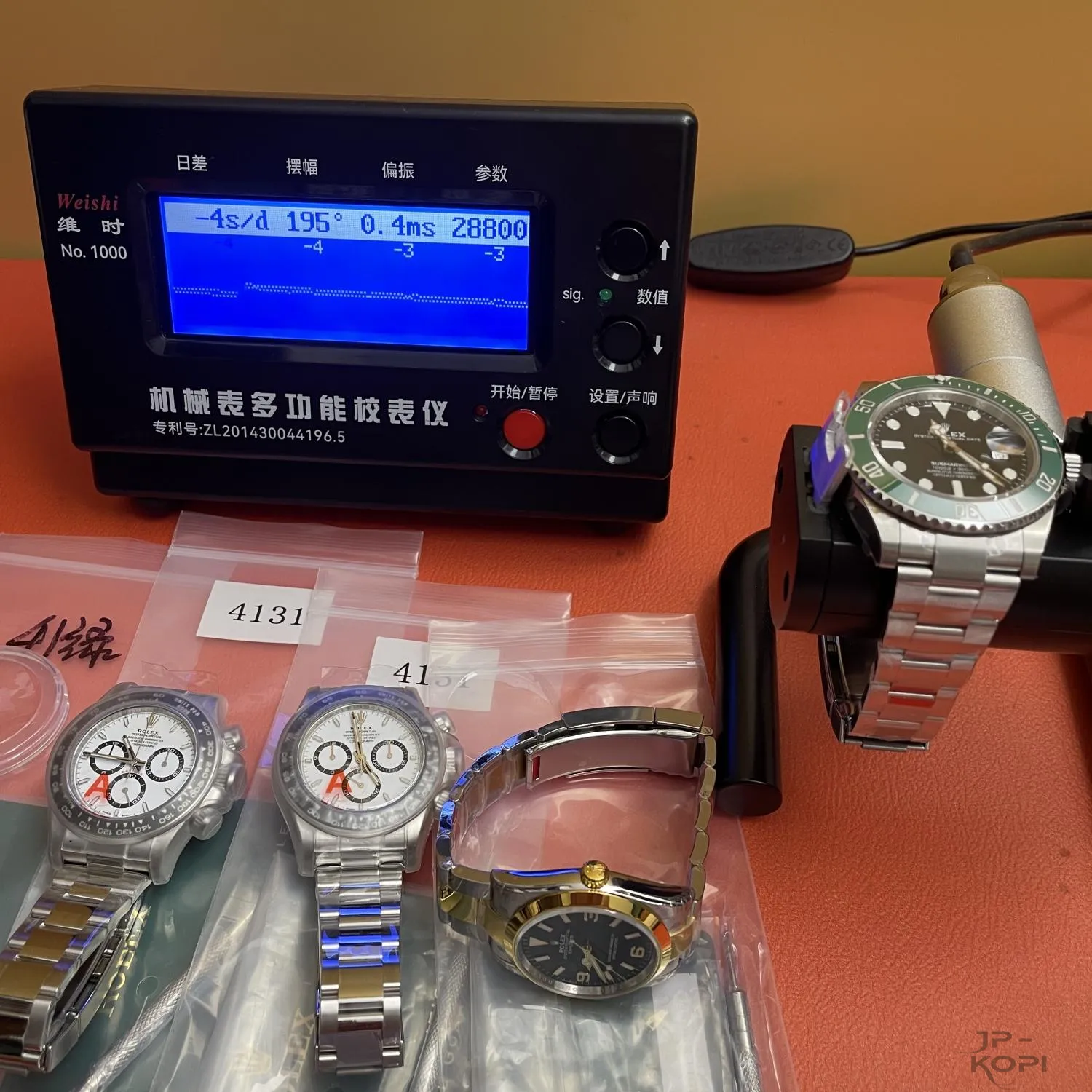 ロレックス サブマリーナーデイト 126610LV|グリーンベゼル×ブラックダイアル 41mm 丹東Cal.3235【VS工場製】 - 画像 (14)