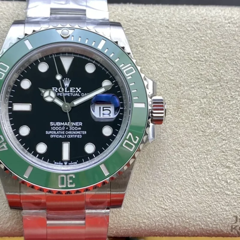 ロレックス サブマリーナー 126610LV グリーン 41mm 【VS工場出品】