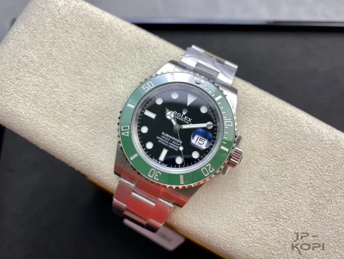 ロレックス サブマリーナー 126610LV グリーン 41mm 【VS工場出品】 - 画像 (4)