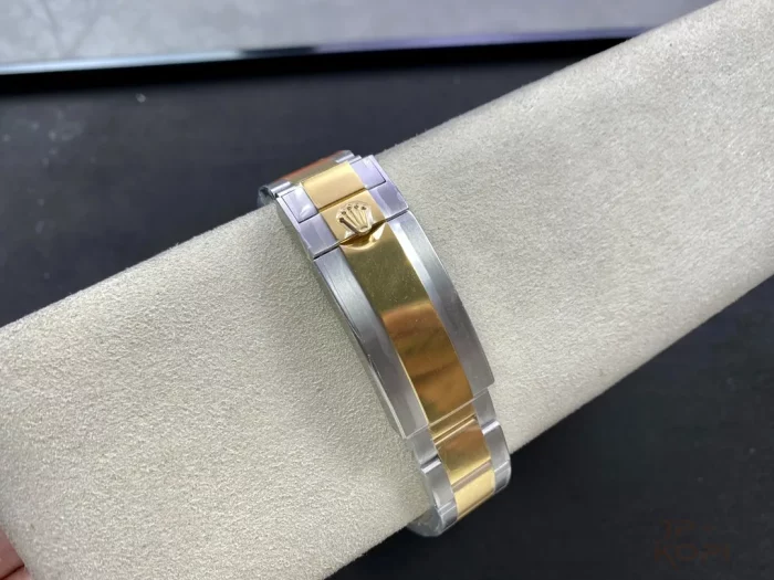 ロレックス サブマリーナー 126613LB-0002 ブルー 41mm 【VS工場出品】 - 画像 (9)