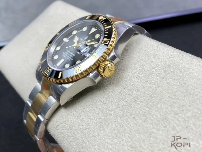 ロレックス サブマリーナー 126613LN-0002 ブラック 41mm 【VS工場出品】 - 画像 (7)