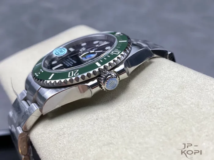ロレックス サブマリーナー 126610LV 41MM　Cal.3235【EWE工場出品】 - 画像 (7)
