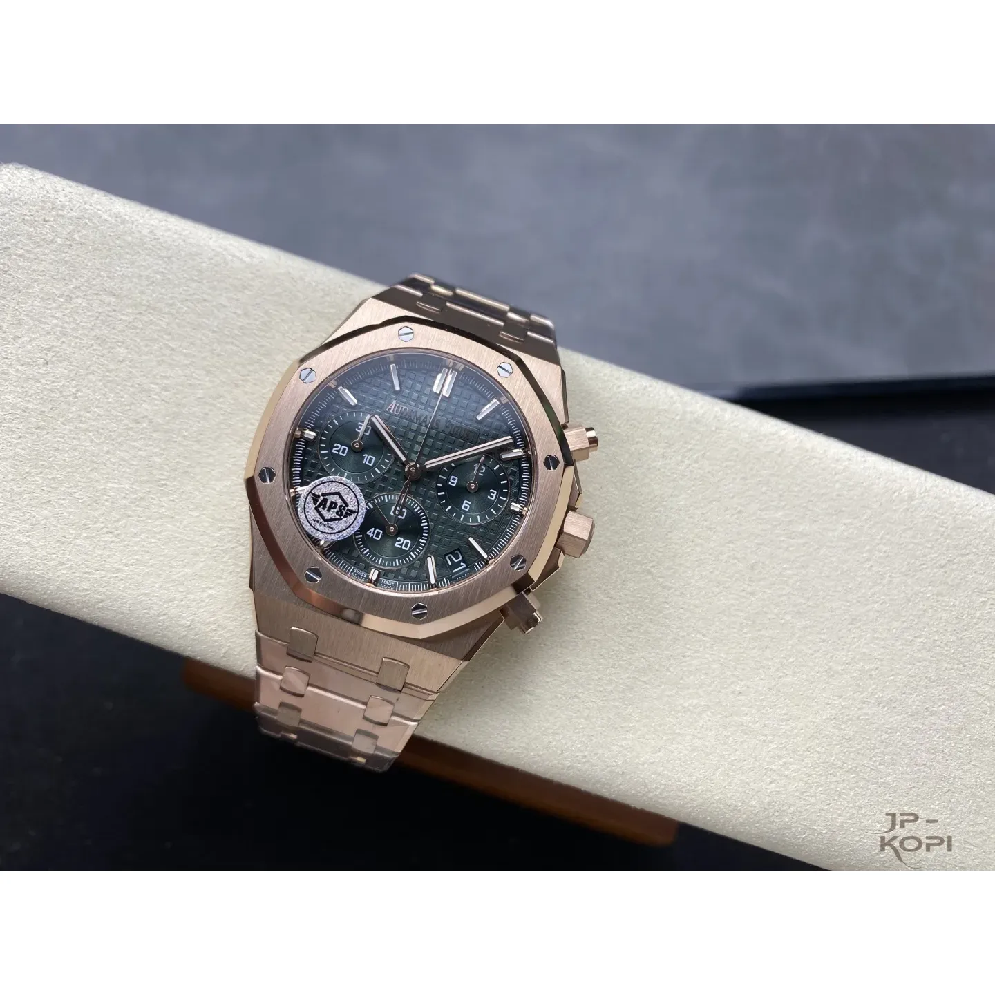 オーデマ・ピゲ ロイヤルオーク クロノグラフ 26240OR | グリーンダイアル 41mm ローズゴールド【APS工場製高品質腕時計】 - 画像 (6)