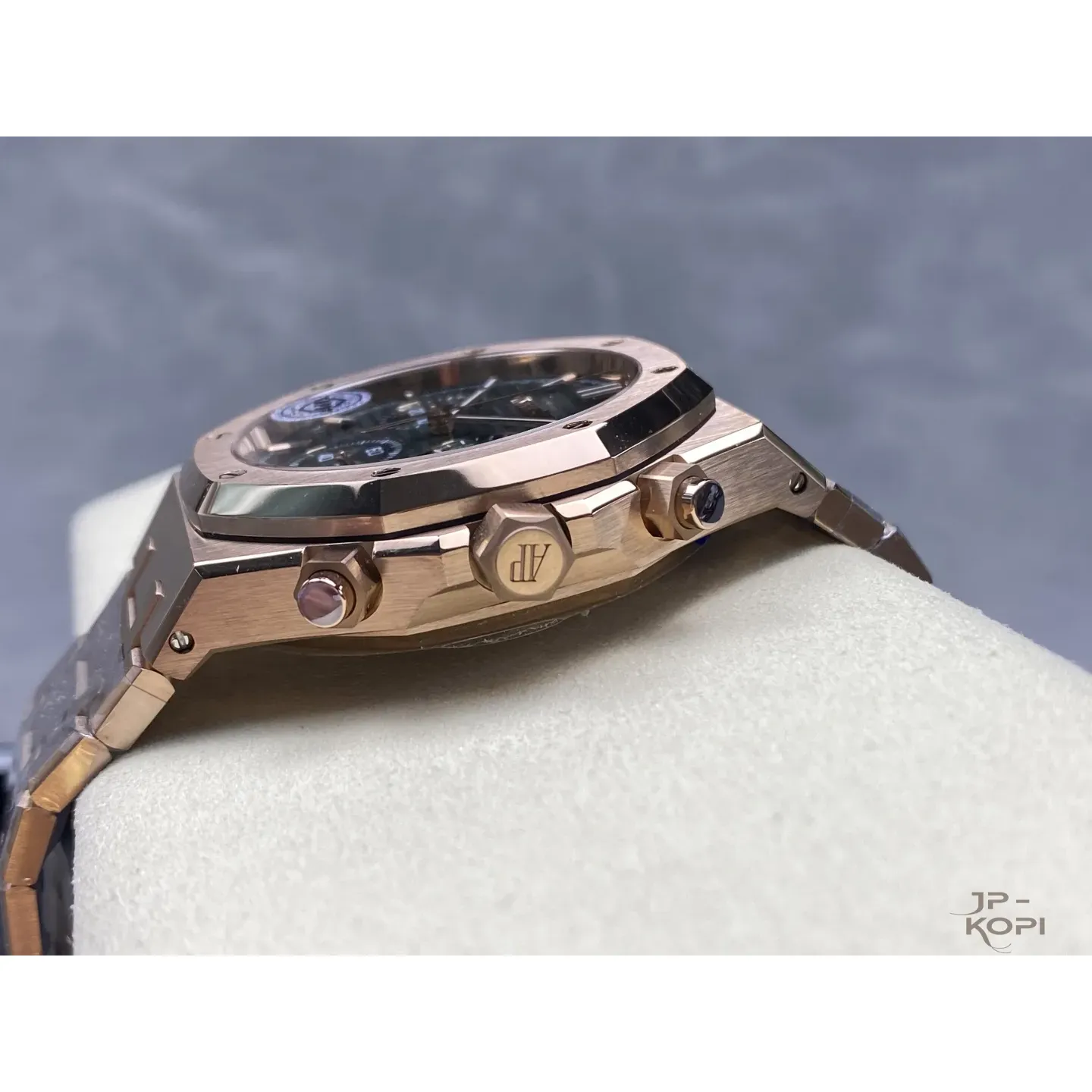 オーデマ・ピゲ ロイヤルオーク クロノグラフ 26240OR | グリーンダイアル 41mm ローズゴールド【APS工場製高品質腕時計】 - 画像 (8)