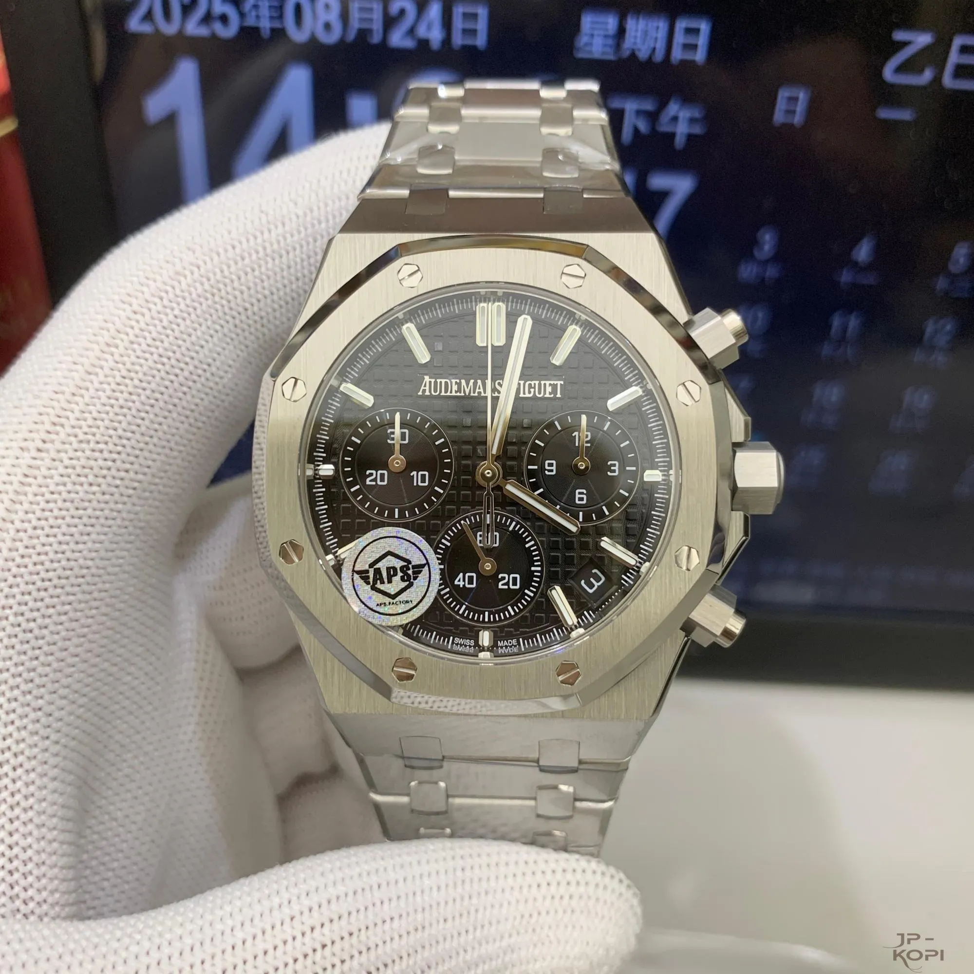 オーデマ・ピゲ ロイヤル オーク クロノグラフ 26240|ブラックダイアル 41mm 【APS工場製高品質腕時計】 - 画像 (2)