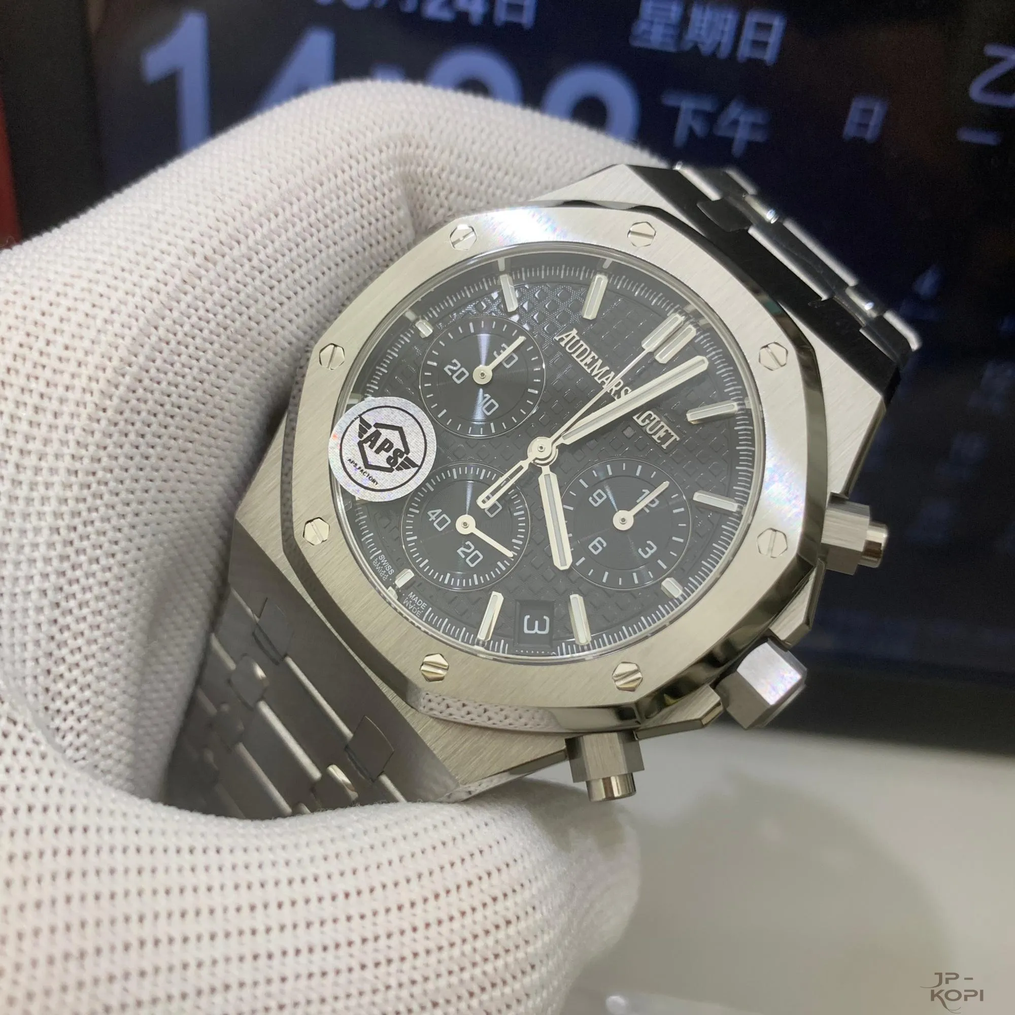 オーデマ・ピゲ ロイヤル オーク クロノグラフ 26240|ブラックダイアル 41mm 【APS工場製高品質腕時計】 - 画像 (5)