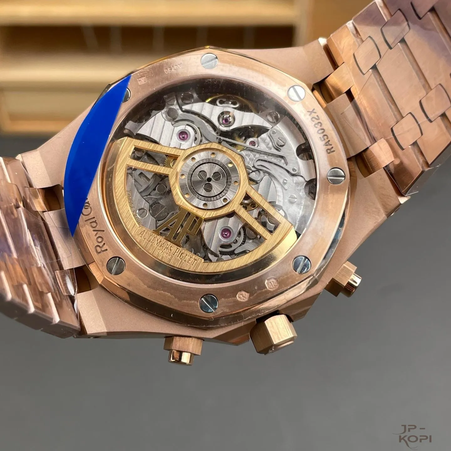 オーデマ・ピゲ ロイヤル オーク クロノグラフ 26240OR.OO.1320OR.06|ブラックダイアル 41mm ローズゴールド【APS工場製 高品質コピー腕時計】 - 画像 (6)