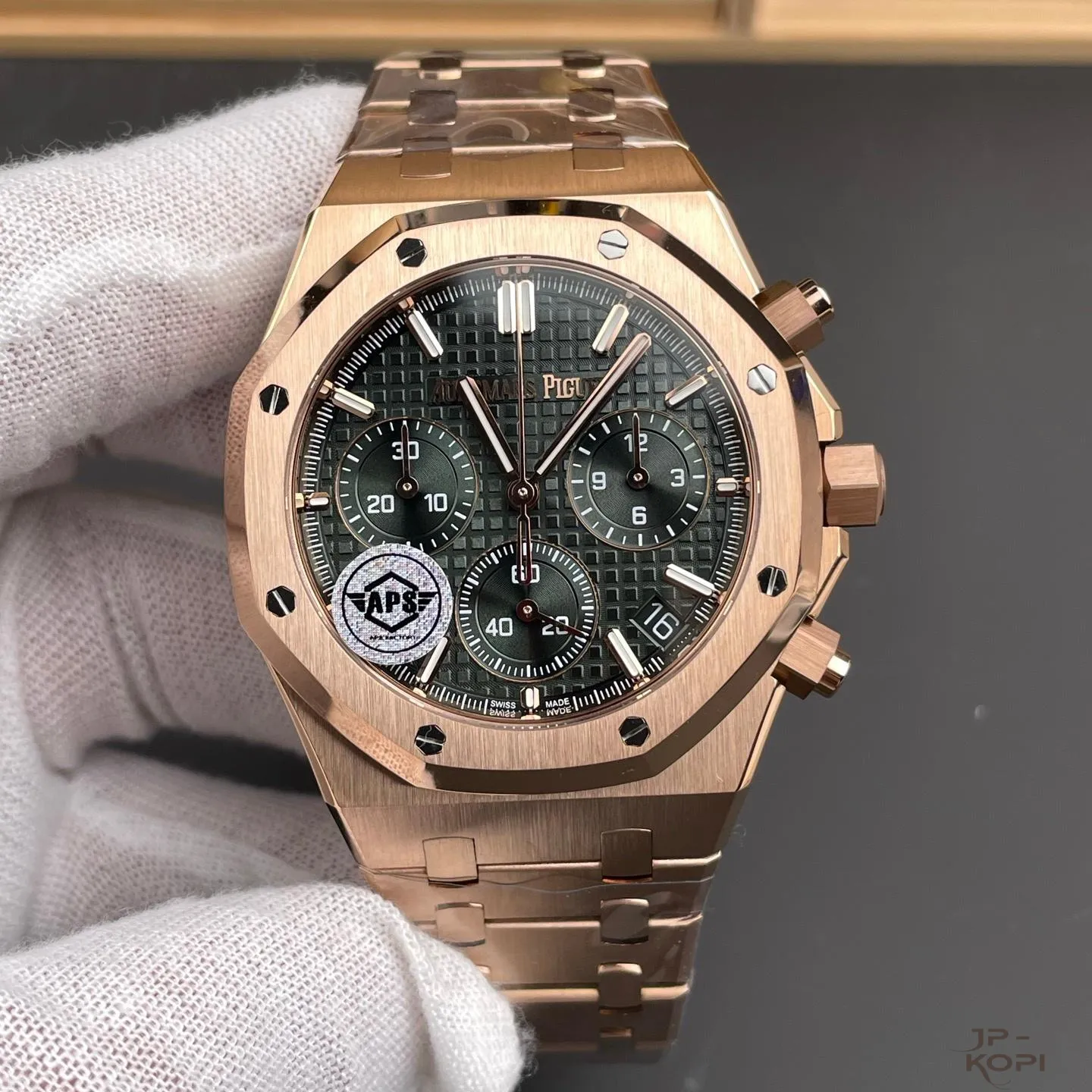 オーデマ・ピゲ ロイヤルオーク クロノグラフ 26240OR | グリーンダイアル 41mm ローズゴールド【APS工場製高品質腕時計】 - 画像 (2)