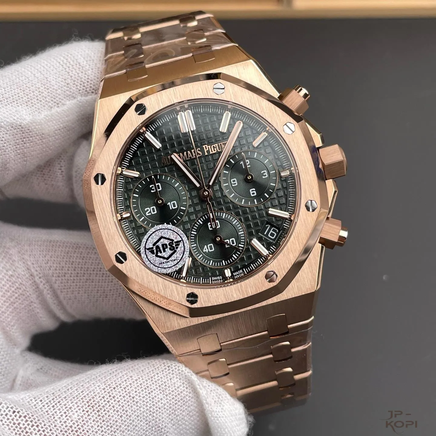 オーデマ・ピゲ ロイヤルオーク クロノグラフ 26240OR | グリーンダイアル 41mm ローズゴールド【APS工場製高品質腕時計】 - 画像 (3)