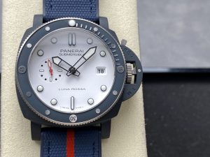 パネライ サブマーシブル クアランタクアトロ ルナ・ロッサ Ti-Ceramitech™ PAM01543  44MM 【VS工場出品】