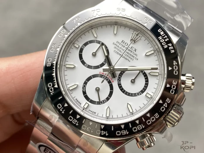 ロレックス デイトナ 126500LN-0001 ホワイト Cal.4131【EWE工場出品】 - 画像 (3)
