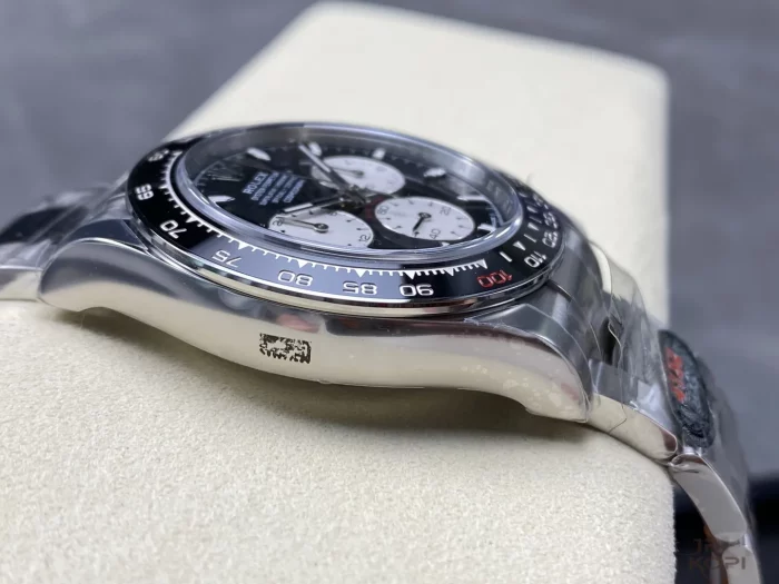 ロレックス デイトナ ル・マン 126529LN ブラック×シルバー Cal.4132【CLEAN工場出品】 - 画像 (6)