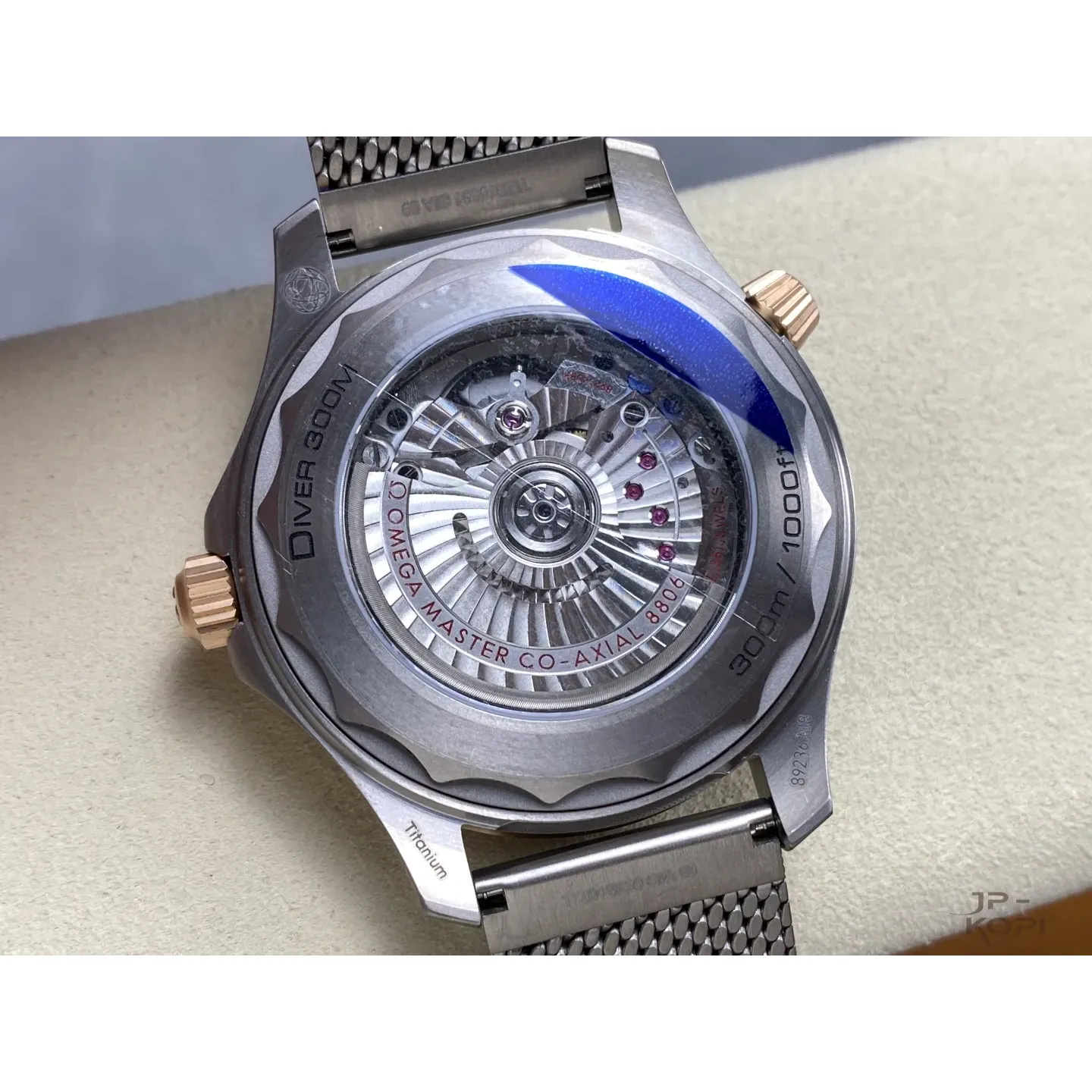 オメガ シーマスター ダイバー 300M 007エディション|メンズ グリーンダイヤル×グリーンベゼル V4【VS工場製】 - 画像 (5)