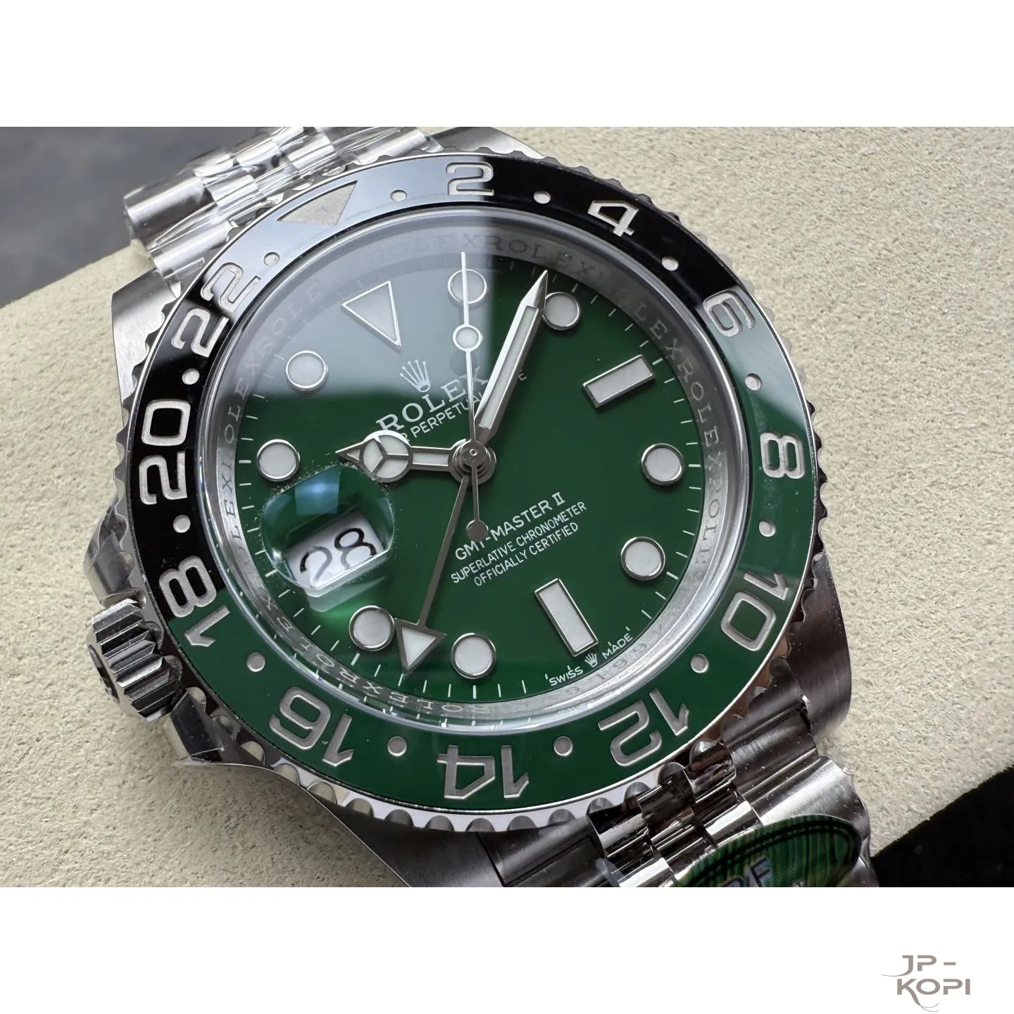 ロレックス 2025年 GMTマスター II 126729VTNR左側リューズ ジュビリーブレスレット 丹東Cal.3285 40mm【ARF工場製高品質腕時計】 - 画像 (3)