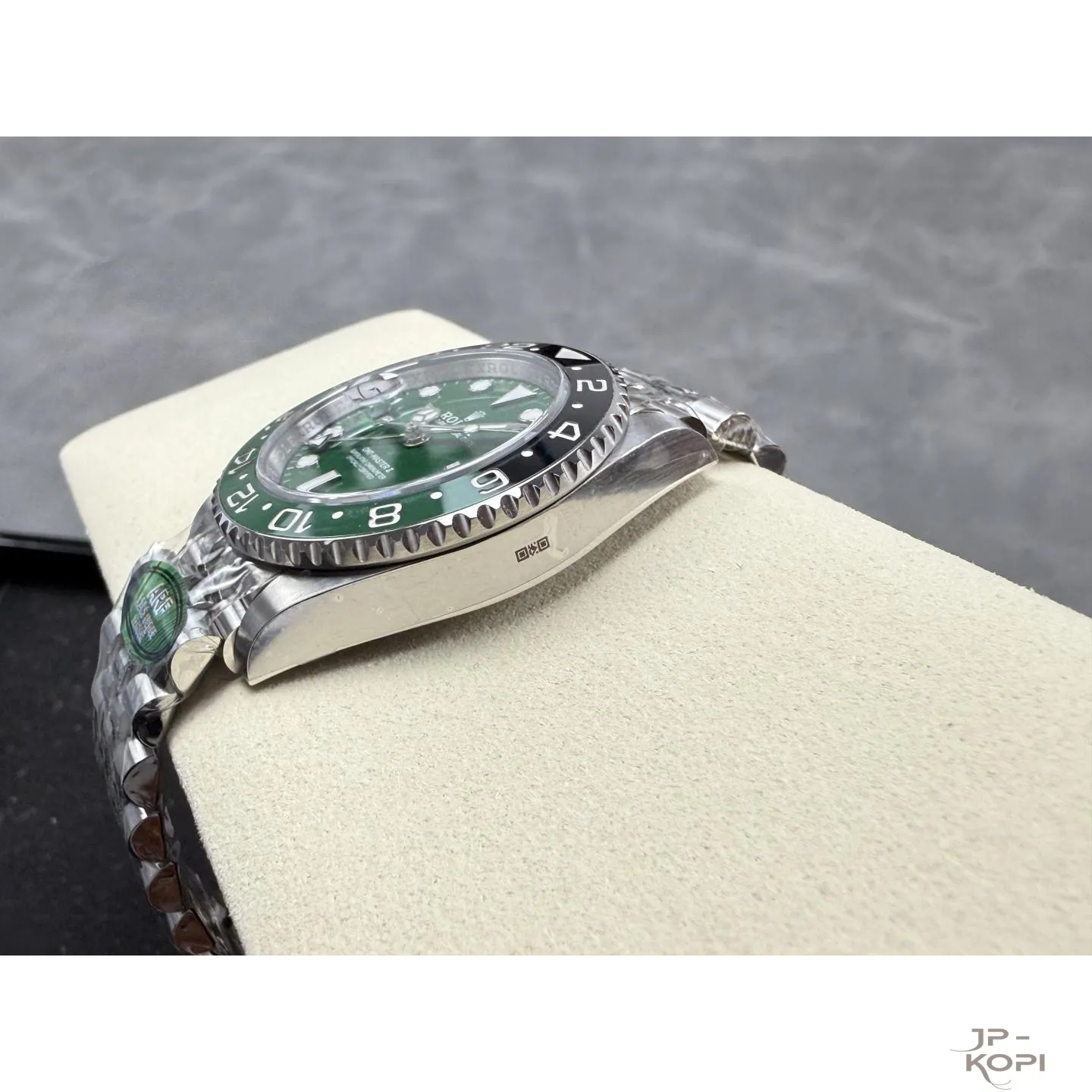 ロレックス 2025年 GMTマスター II 126729VTNR左側リューズ ジュビリーブレスレット 丹東Cal.3285 40mm【ARF工場製高品質腕時計】 - 画像 (7)