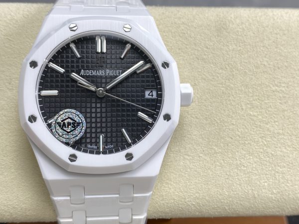 オーデマ・ピゲ ロイヤルオーク 15500 ホワイトセラミック ダイアルブラック 【APS工場出品】