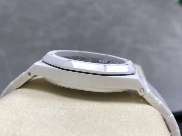 オーデマ・ピゲ ロイヤルオーク 15500 ホワイトセラミック ダイアルブラック 【APS工場出品】 - 画像 (7)
