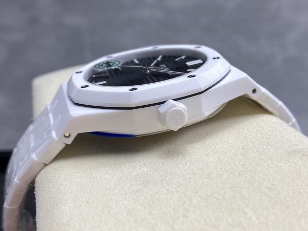 オーデマ・ピゲ ロイヤルオーク 15500 ホワイトセラミック ダイアルブラック 【APS工場出品】 - 画像 (6)