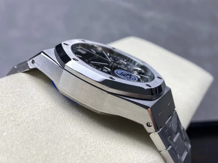 オーデマ・ピゲ ロイヤルオーク クロノグラフ 26240 ダイアル ブラック Cal.4401【APS工場出品】 - 画像 (6)