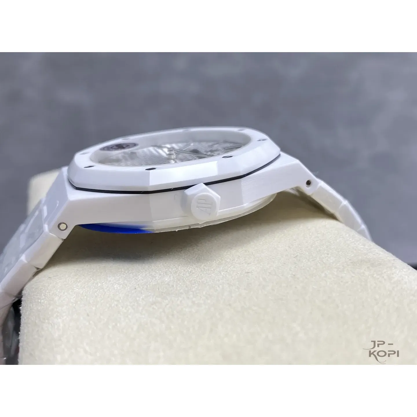 オーデマ・ピゲ ロイヤルオーク 15500 ホワイトセラミック ダイアルシルバー 【APS工場出品】 - 画像 (8)
