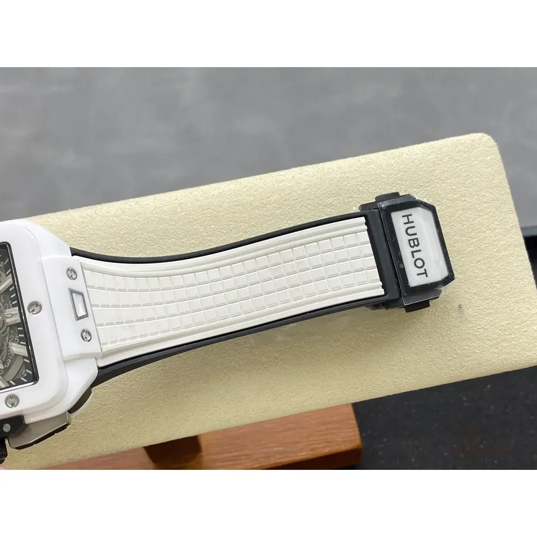 ウブロ スクエア・バン ウニコ 821.HX.0170.RX|ホワイトセラミック 42mm 【BBF工場製高品質コピー腕時計】 - 画像 (9)