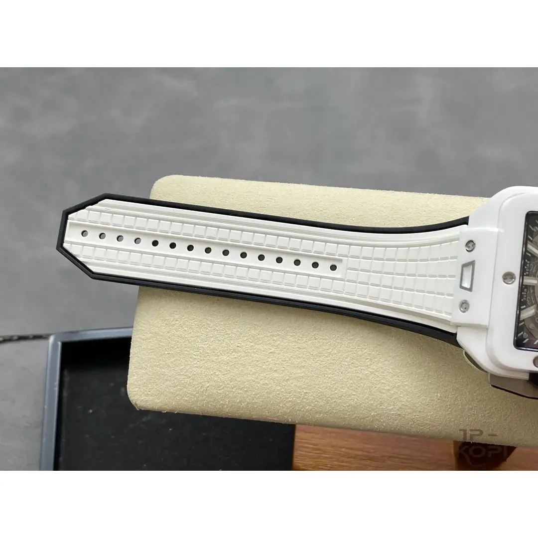 ウブロ スクエア・バン ウニコ 821.HX.0170.RX|ホワイトセラミック 42mm 【BBF工場製高品質コピー腕時計】 - 画像 (10)