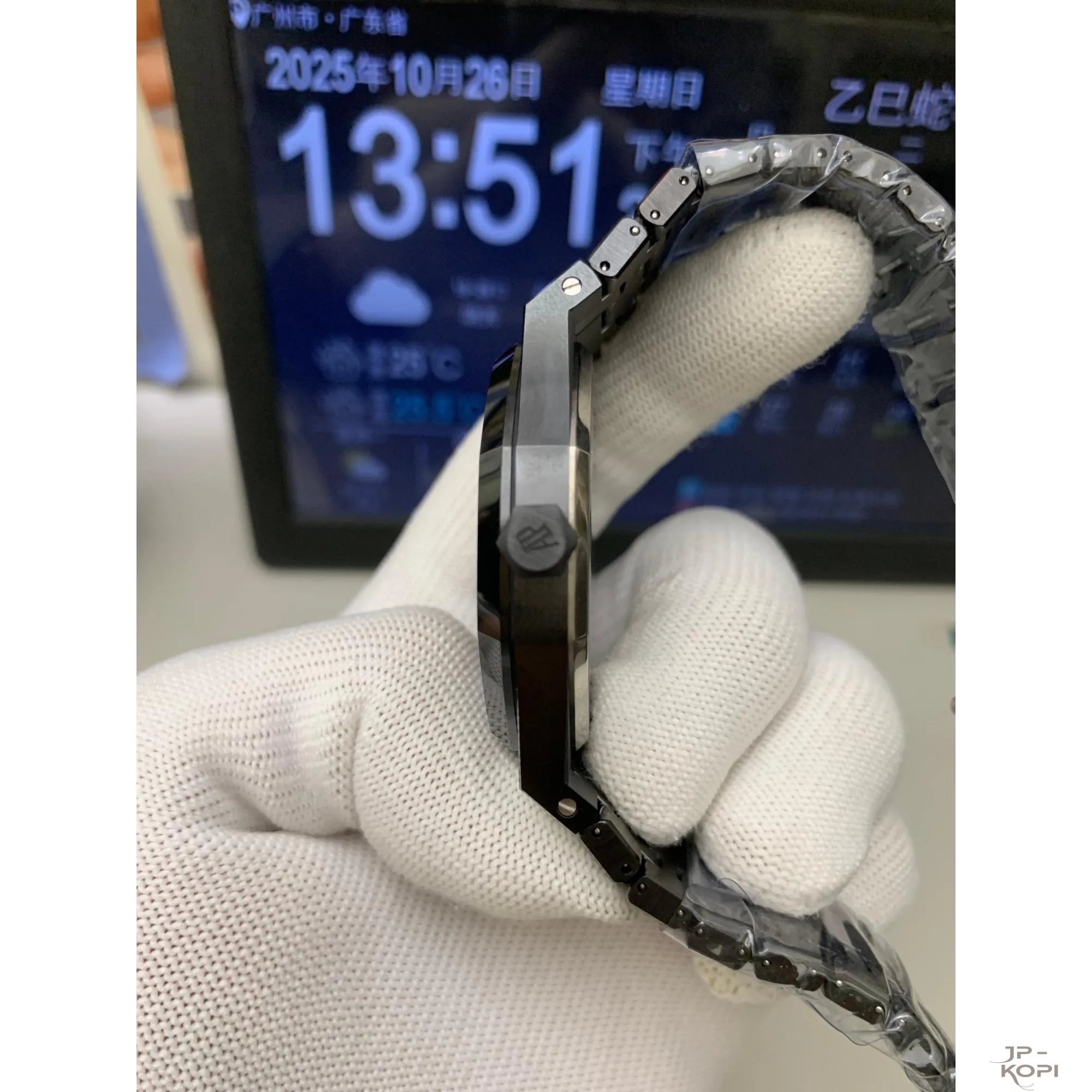 オーデマピゲ ロイヤルオーク 15416CE.OO.1225CE.01|ブラックセラミック スケルトン 41MM【THB製】 - 画像 (6)