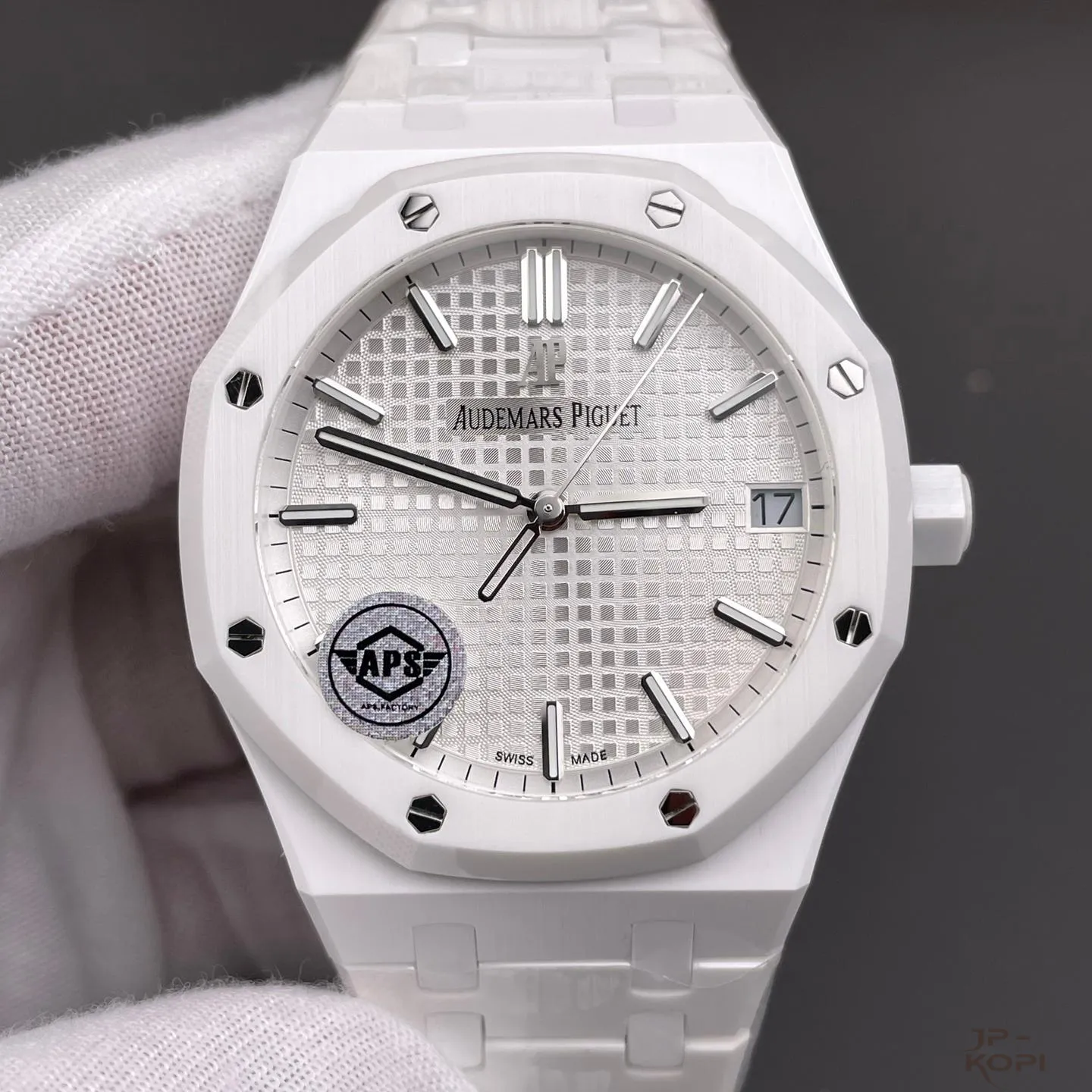 オーデマ・ピゲ ロイヤルオーク 15500 ホワイトセラミック ダイアルシルバー 【APS工場出品】 - 画像 (4)