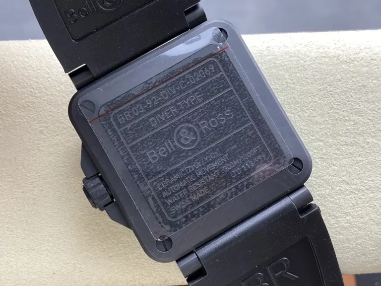 ベル＆ロス BR0392-D-C5-CE/SRB｜フルルム夜光グリーンダイヤル 42mm【BR工場製】 - 画像 (6)