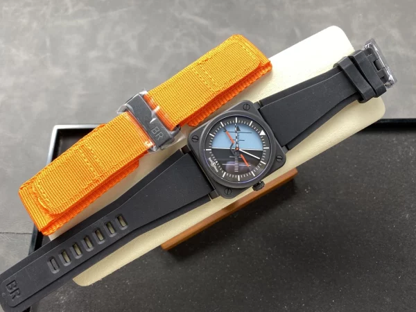 ベル＆ロス BR03A-HRZ-CE/SRB｜ホライズン ブルー×ブラックダイヤル 42mm【BR工場製】 - 画像 (9)