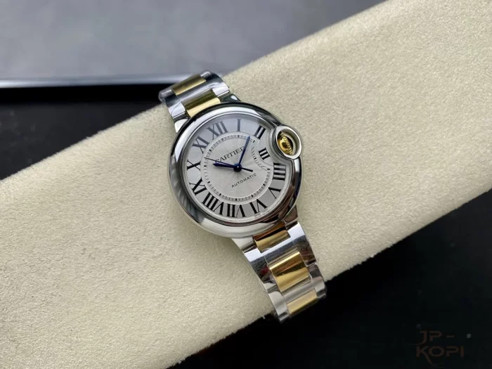 カルティエ バロンブルー W2BB0012｜レディース 33mm シルバー文字盤 ステンレス×YGメッキブレス【3K製】 - 画像 (4)