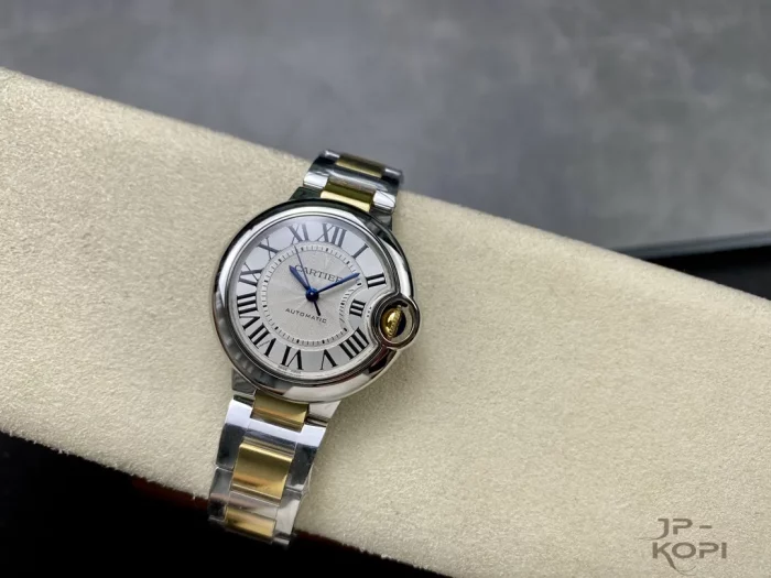 カルティエ バロンブルー W2BB0012｜レディース 33mm シルバー文字盤 ステンレス×YGメッキブレス【3K製】 - 画像 (5)