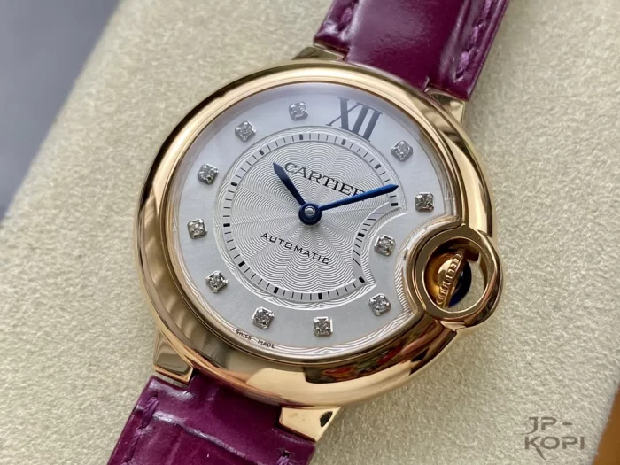 カルティエ バロンブルー WE902063｜33mm レディース｜ダイヤモンド11個＆RGレザー仕様【3K工場製】 - 画像 (3)