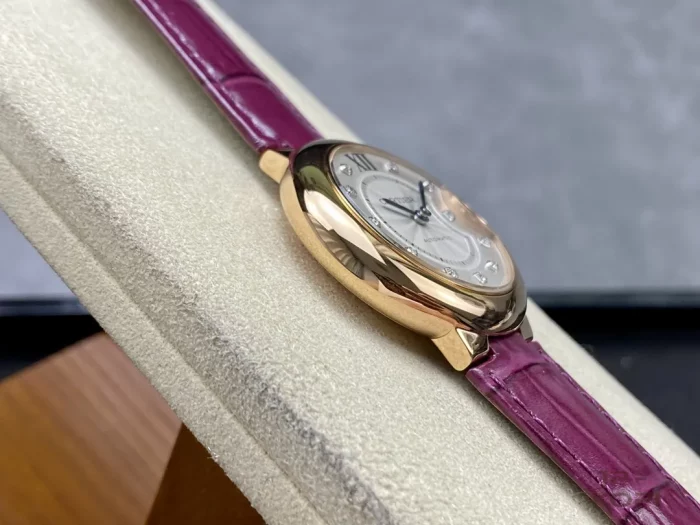 カルティエ バロンブルー WE902063｜33mm レディース｜ダイヤモンド11個＆RGレザー仕様【3K工場製】 - 画像 (5)