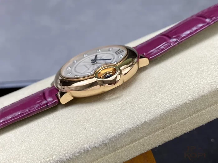 カルティエ バロンブルー WE902063｜33mm レディース｜ダイヤモンド11個＆RGレザー仕様【3K工場製】 - 画像 (6)