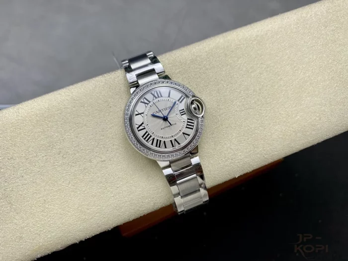 カルティエ バロンブルー W4BB0016｜33mm レディース ダイヤベゼル＆シルバーダイヤル【3K工場製】 - 画像 (4)
