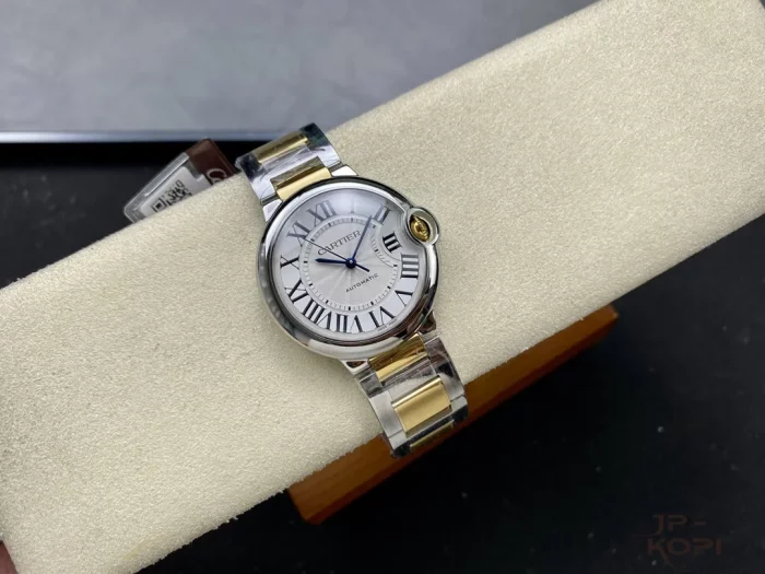 カルティエ バロンブルー W2BB0038｜36mm レディース イエローゴールドメッキ ステンレス【3K工場製】 - 画像 (4)