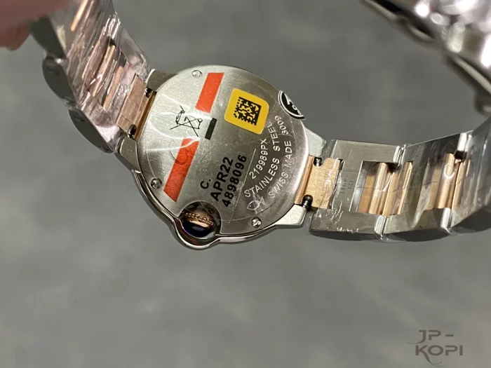 カルティエ バロンブルー W69007Z3｜28mm レディース クオーツ シルバー文字盤×ステンレス×ローズゴールドメッキ【AF工場製】 - 画像 (7)