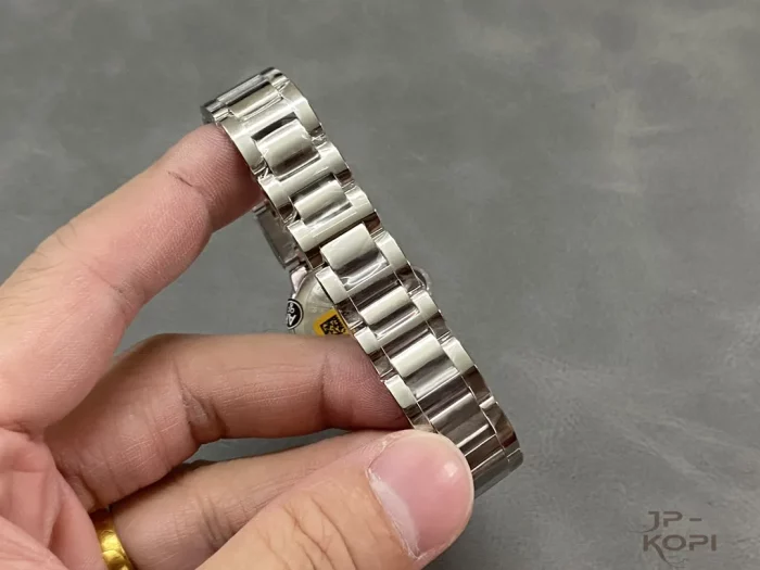 カルティエ バロンブルー W69007Z3｜28mm レディース クオーツ シルバー文字盤×ステンレス×ローズゴールドメッキ【AF工場製】 - 画像 (8)