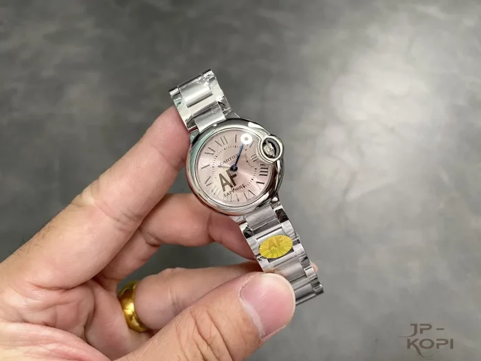 カルティエ バロンブルー W6920038｜28mm レディース クオーツ｜ピンク文字盤×スチール【AF工場製】 - 画像 (4)