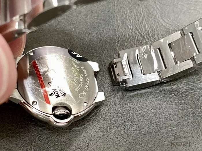 カルティエ バロンブルー WE9003Z3｜28mm レディース クオーツ ダイヤベゼル×シルバー文字盤【AF工場製】 - 画像 (8)