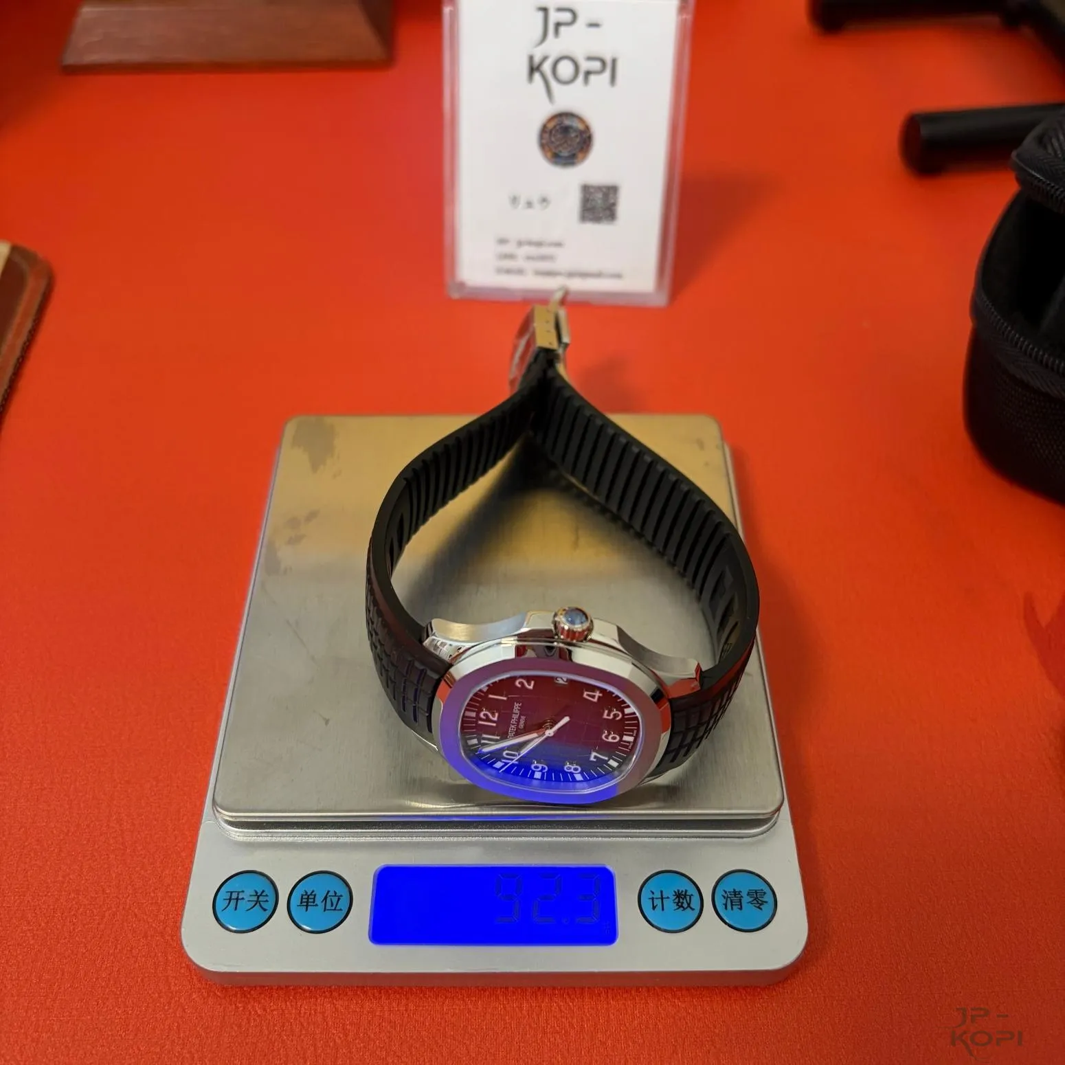 パテック・フィリップ アクアノート エクストララージ 5167A-001|ブラック 40mm ラバーストラップ【BBF工場製】 - 画像 (10)