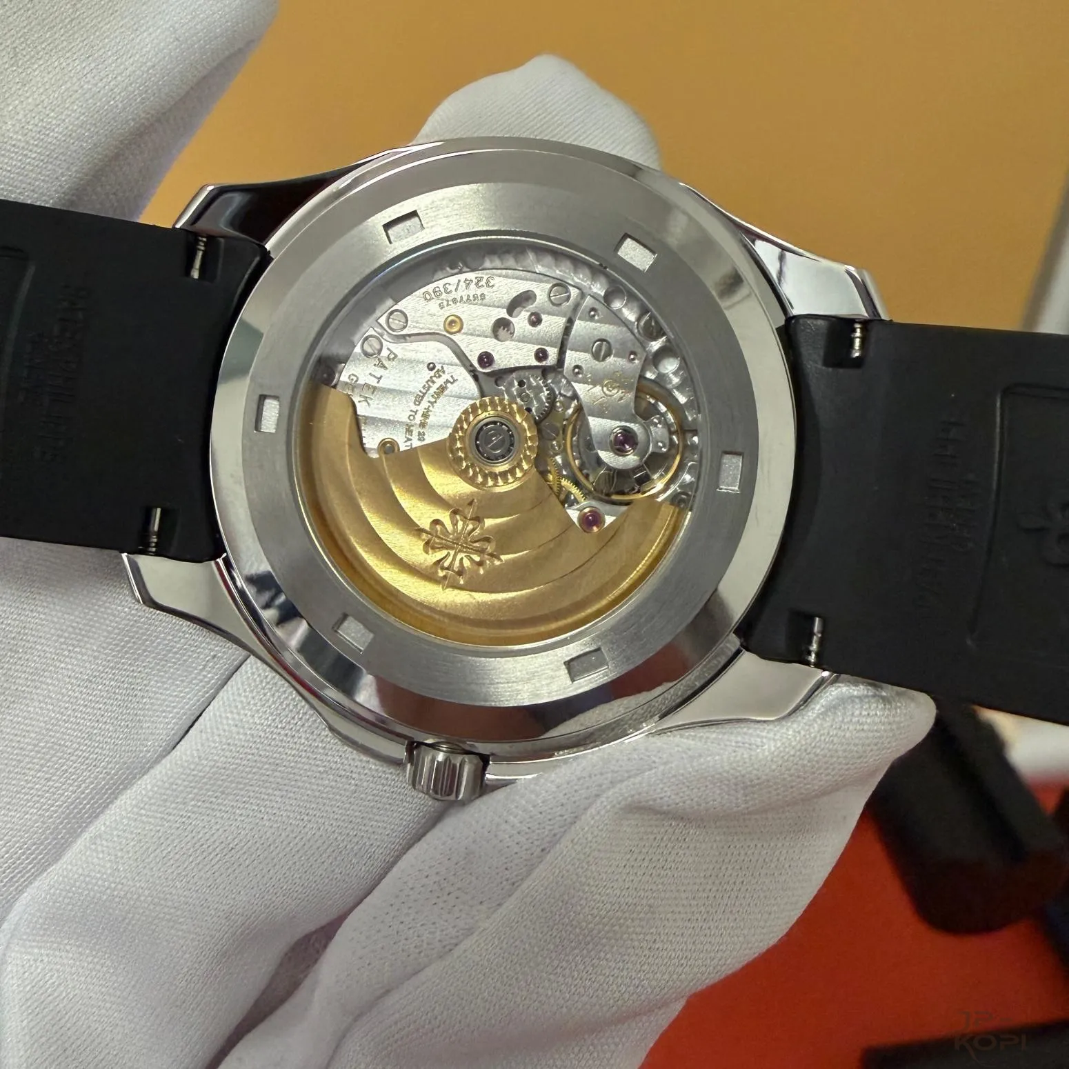 パテック・フィリップ アクアノート エクストララージ 5167A-001|ブラック 40mm ラバーストラップ【BBF工場製】 - 画像 (6)