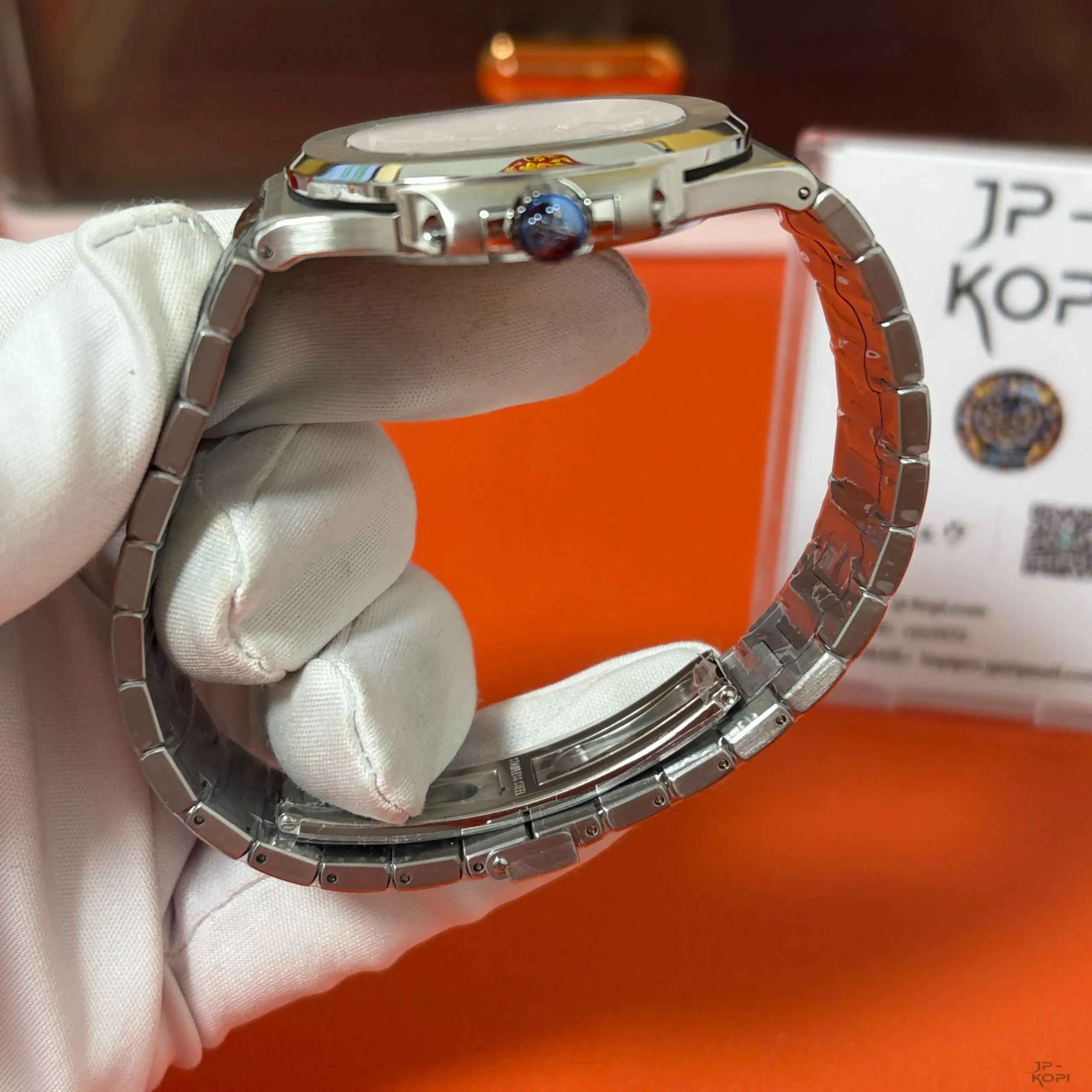 パテック・フィリップ ノーチラス 5711/1P 40周年記念限定|SW製純正代用ブルー文字盤 40mm【BBF工場製】 - 画像 (7)