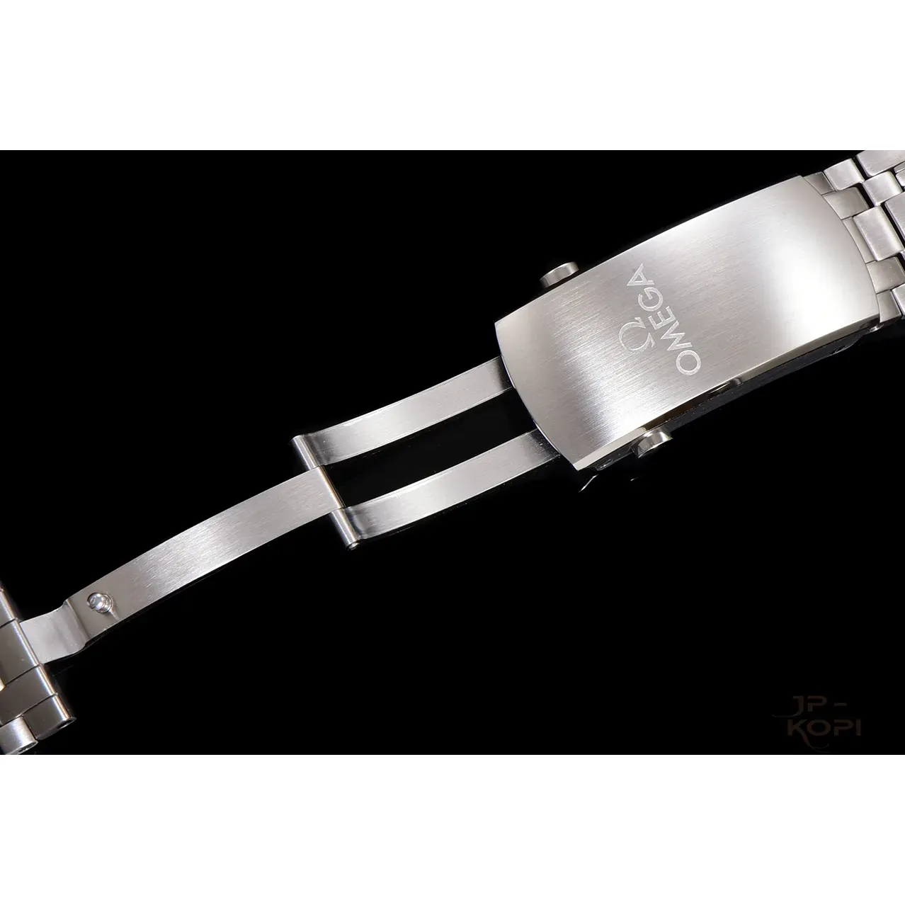 オメガ シーマスター 300 42MM|ホワイト文字盤×904Lステンレスブレス 丹東Cal.8800 V4【VS工場製 高品質コピー時計】 - 画像 (9)