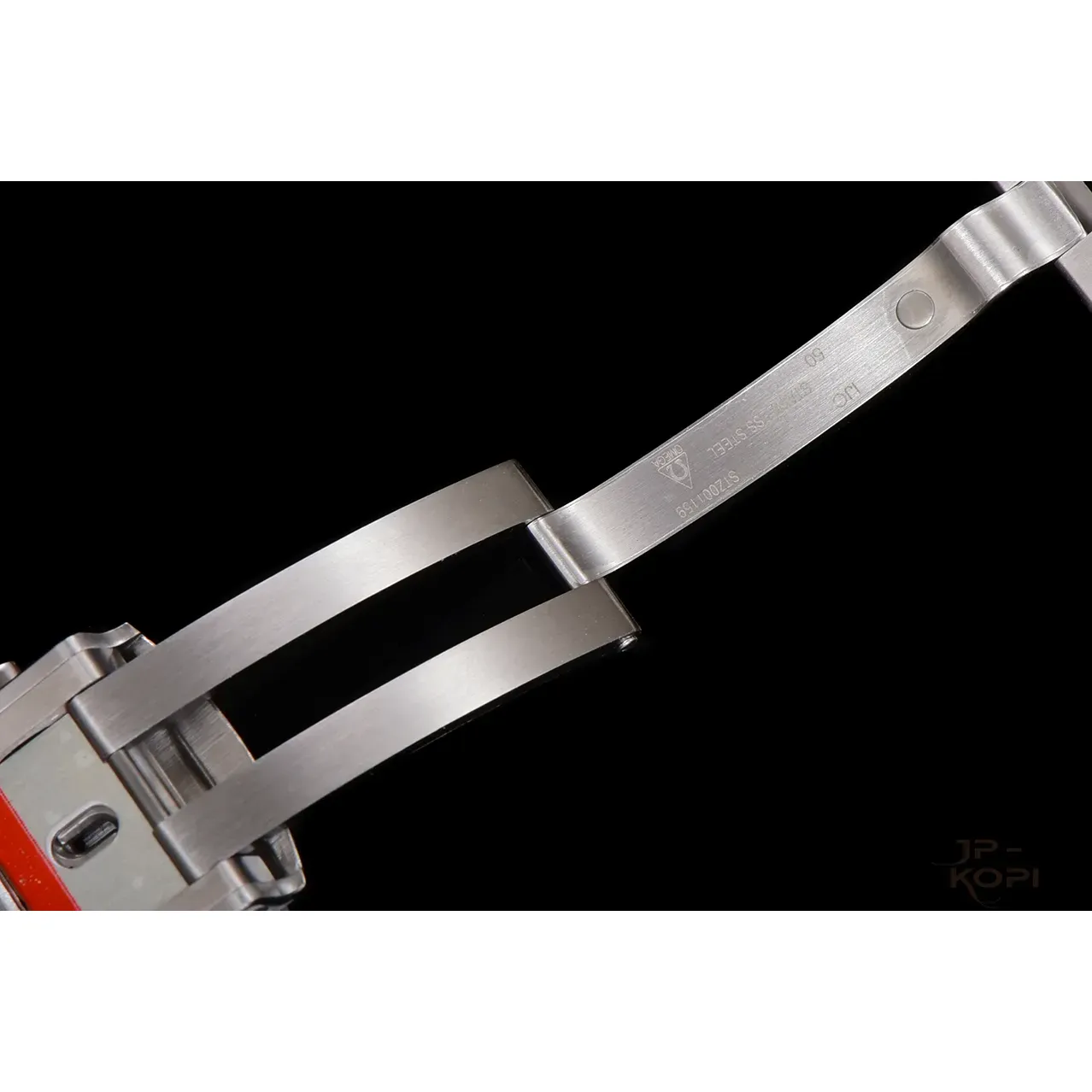 オメガ シーマスター 300 42MM|ホワイト文字盤×904Lステンレスブレス 丹東Cal.8800 V4【VS工場製 高品質コピー時計】 - 画像 (10)